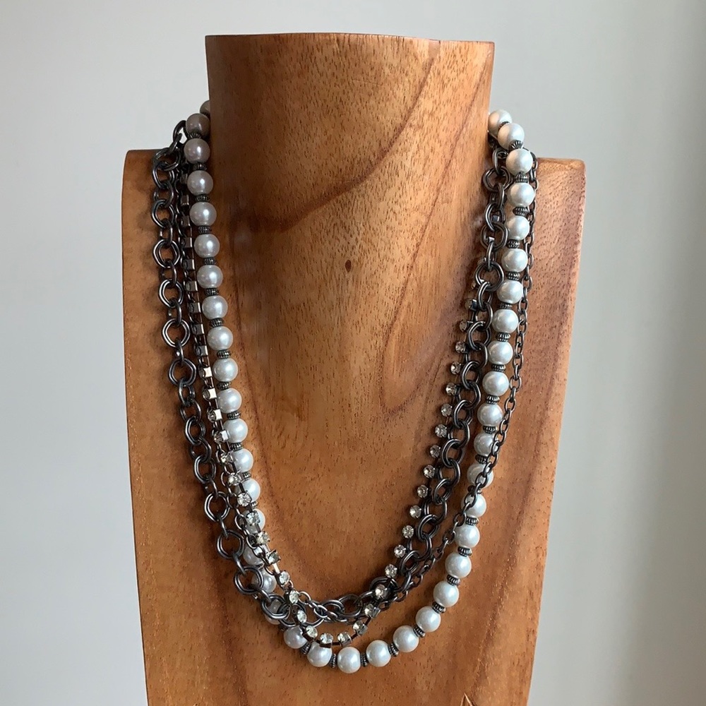 New York & Company layered chain & pearl necklace
